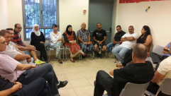  صور: رئيس البلدية يزور نادي الفنون للشبيبة في مدينة يافا 